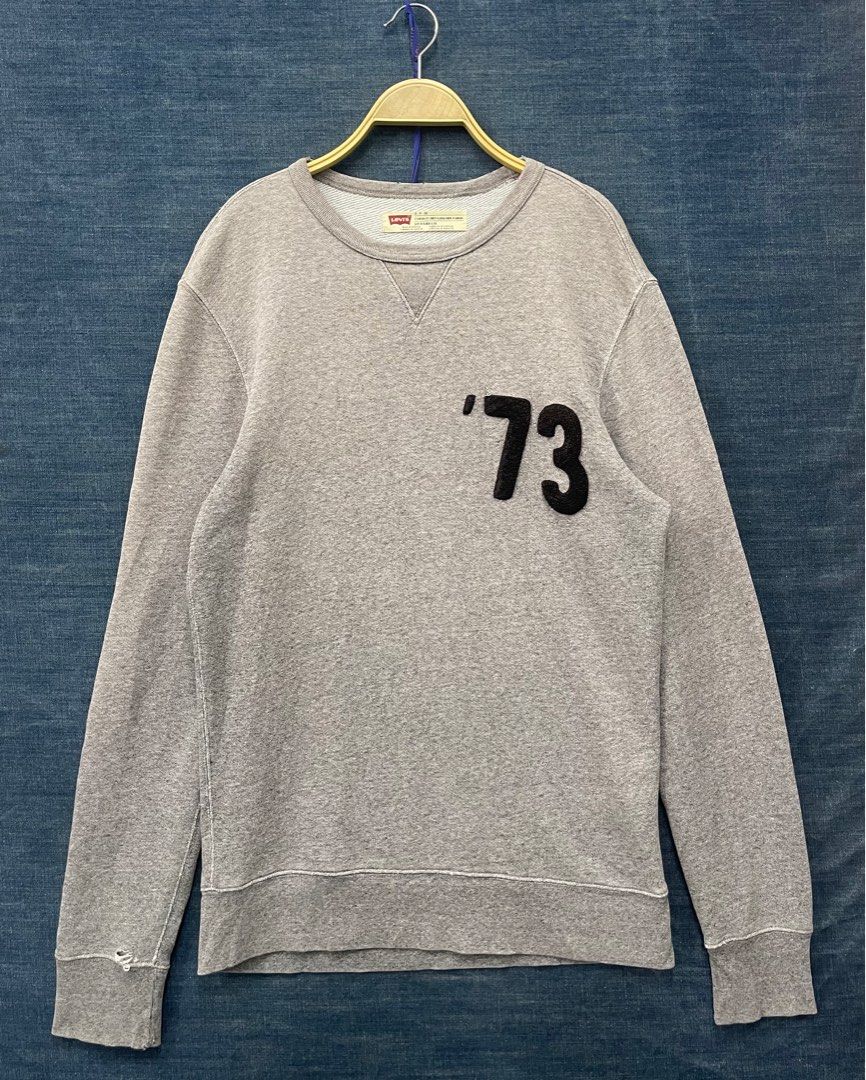 Distressed Levis 73 Sweatshirt