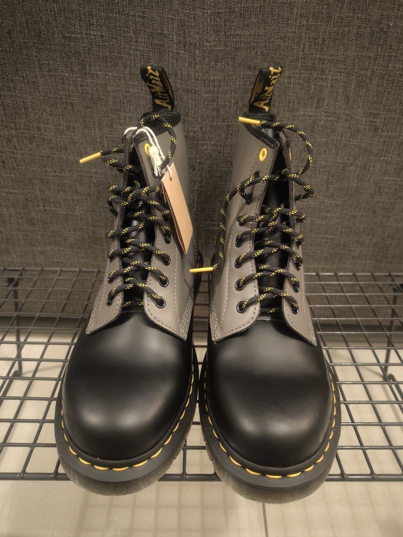 Dr martens 1460 black broder top