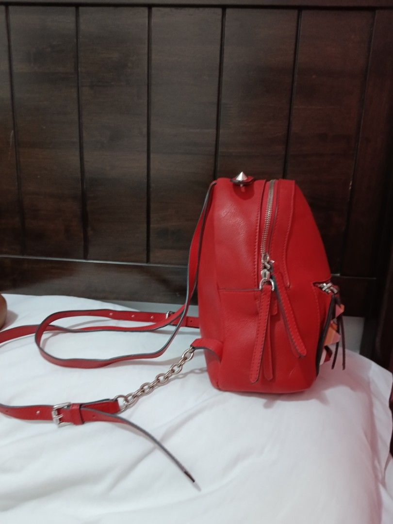 Fendi mini backpack (Category: Luxury Bags & Wallets) located in Legazpi City. Submitted by georgepineda791 (Listing ID 1311929891, Image 3). Description: FF Underzip, with Etiketa. Shows minimal signs of usage with slight fading on front studs.