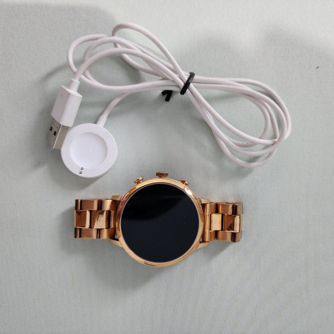 Smartwatch fossil wanita clearance