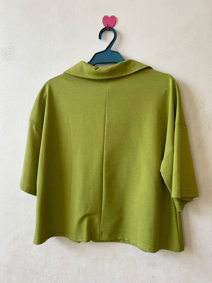 Green SHEIN Zip Up Boxy Polo (Oversized) (Category: Shirts) located in Taguig. Submitted by ooshk (Listing ID 1311930182, Image 2). Description: Size is small but oversized style No issues. RFS: decluttering .