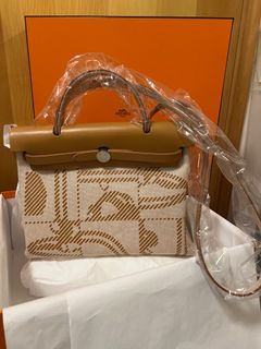 （分類：）位於 。 由 limag 提交（商品編號 1311992930，圖片 1）。簡介： 。