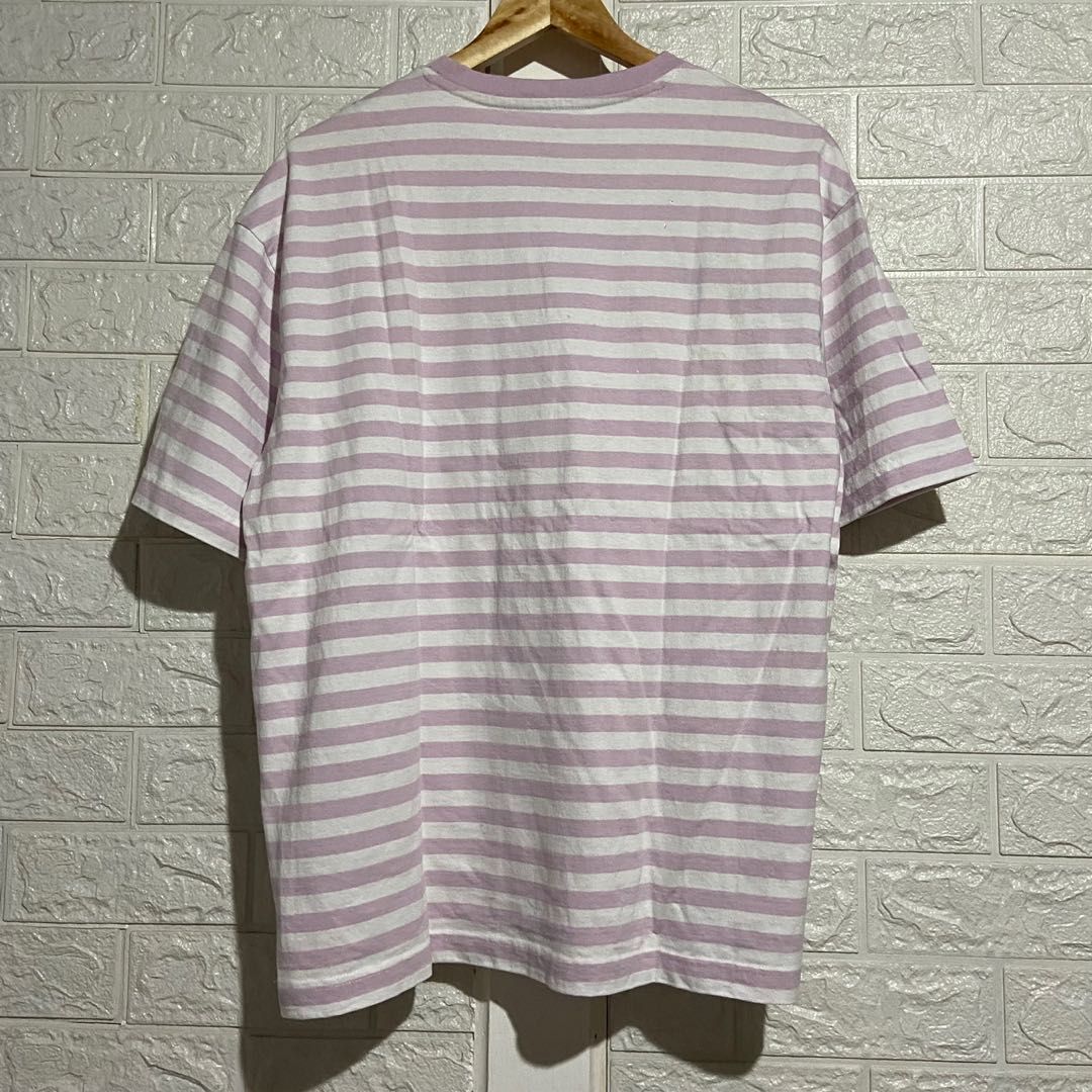 H&M stripes shirt Relax Tee (Category: Tshirts & Polo Shirts ) located in Quezon City. Submitted by mattyyyyyyy (Listing ID 1312051726, Image 3). Description: Relax Tee (makapal tela) Size medium.