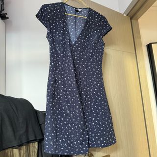 （分類：）位於 。 由 jeng.stuff 提交（商品編號 1311990712，圖片 1）。簡介： 。