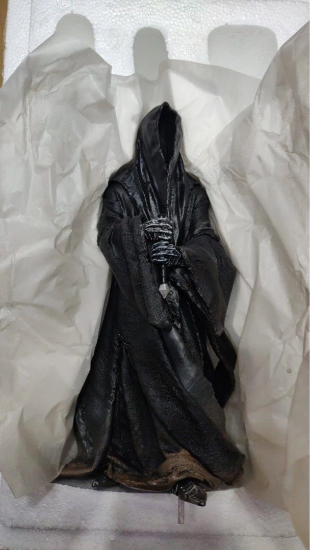 Iron Studios LOTR Nazgul Statue (Category: Figurines & Statues) located in Taguig. Submitted by jmcagapito (Listing ID 1312012441, Image 2). Description: Complete with box 9,500 Lalamove or meetup makati,bgc, antipolo, taytay.