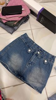 (Category: ) located in . Submitted by yourjuliaaaaa (Listing ID 1312026947, Image 1). Description: .