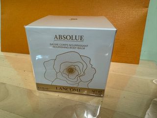 （分類：）位於 。 由 amyyiucy 提交（商品編號 1311917478，圖片 1）。簡介： 。