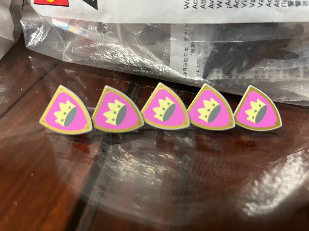 Lego 皇冠盾10305 71034 castle 城堡, 興趣及遊戲, 玩具& 遊戲類- Carousell