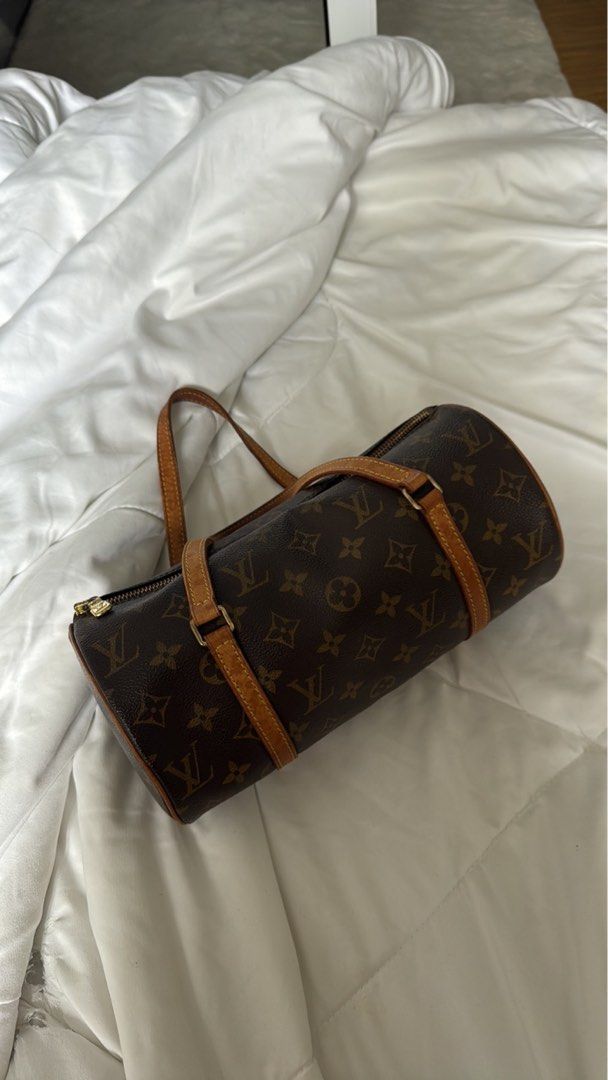 Louis Vuitton Papillon (Category: Luxury Bags & Wallets) located in Manila. Submitted by gailequijanooo (Listing ID 1311956480, Image 1). Description: Got this in Japan! Guaranteed Authentic Can do meet up.