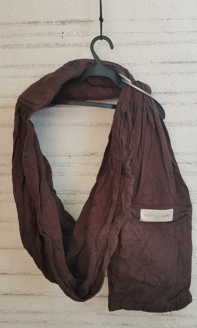 MAYA WRAP ring sling (Category: Carriers & Slings) located in Baguio. Submitted by ukay_district (Listing ID 1311907888, Image 1). Description: Maya wrap ring sling excellent used condition with pocket, padded on shoulders 350.
