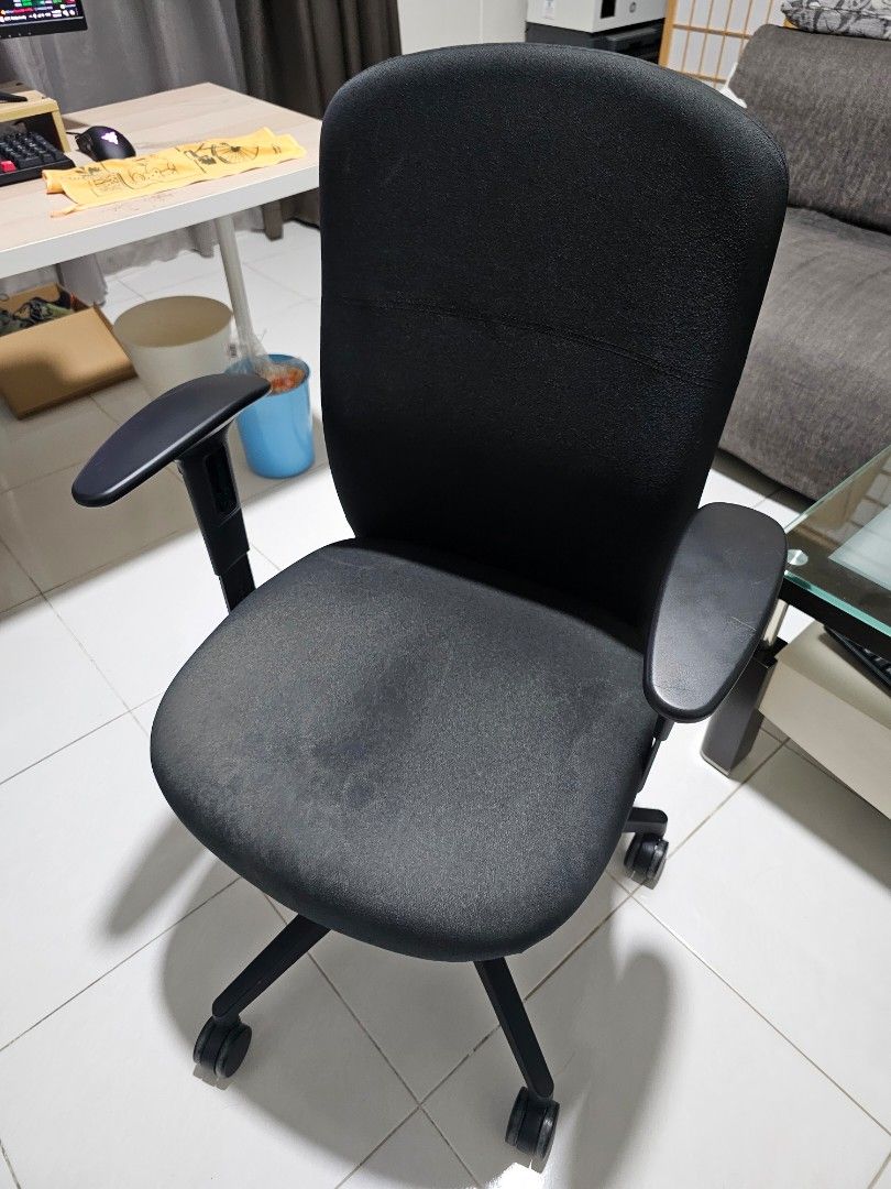 Office armrest clearance