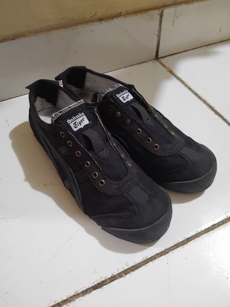 Onitsuka Tiger sz 37 hitam