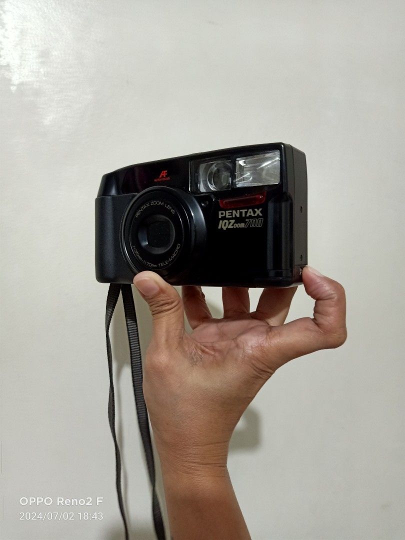Pentax IQZOOM 700 (Category: Cameras) located in Quezon City. Submitted by uydaisy1979 (Listing ID 1312013288, Image 2). Description: .