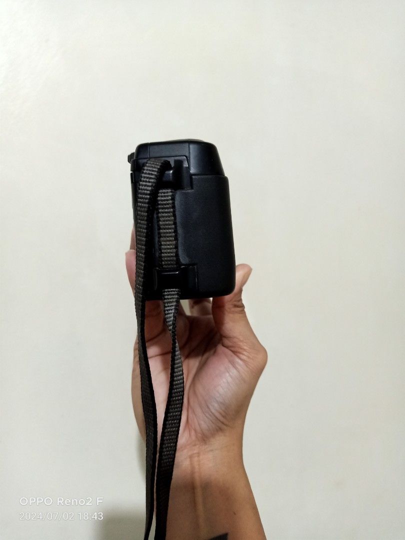Pentax IQZOOM 700 (Category: Cameras) located in Quezon City. Submitted by uydaisy1979 (Listing ID 1312013288, Image 3). Description: .