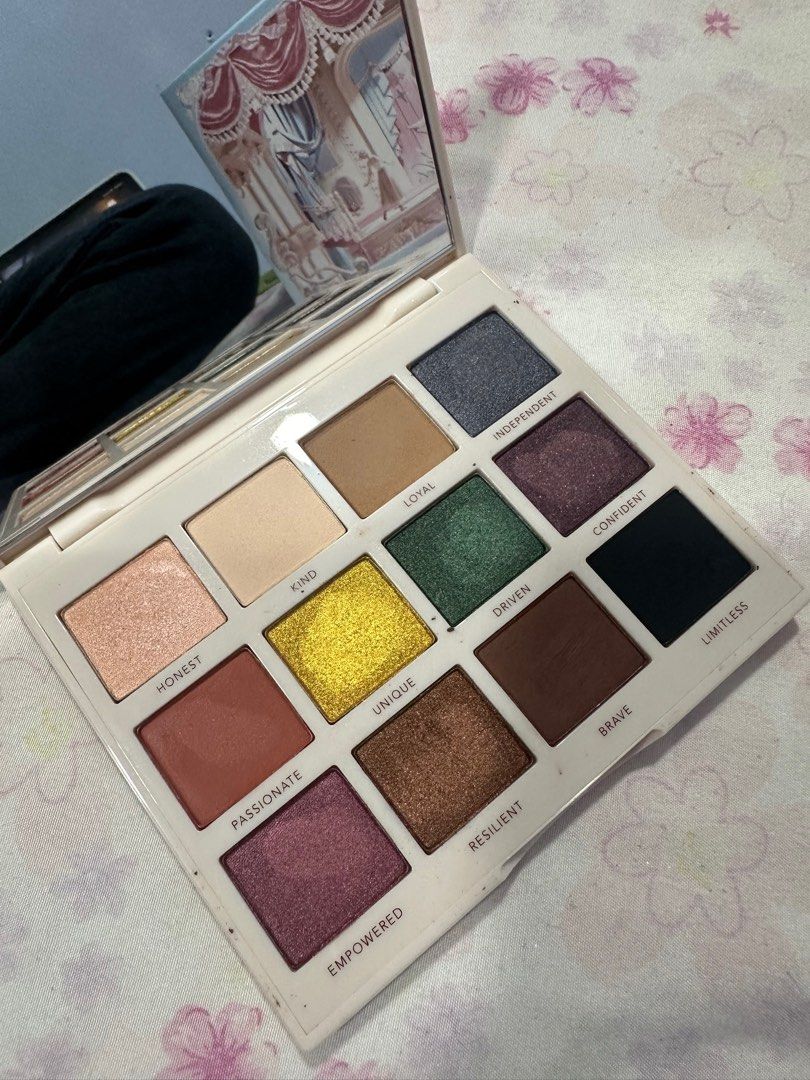 Persona Identity Two Eyeshadow Palette (Category: Makeup) located in Manila. Submitted by dei.clutter (Listing ID 1312091837, Image 2). Description: - original - no box anymore - swatched only (as seen on pic); opened late 2023 - minor scratches kn outer packaging - got it for P1,800 - rfs: curating my collection; i prefer the identity one 💸 Gcash / GoTyme.