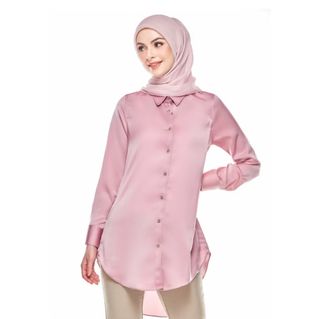 (Category: ) located in . Submitted by fitshoppe (Listing ID 1311973199, Image 1). Description: .