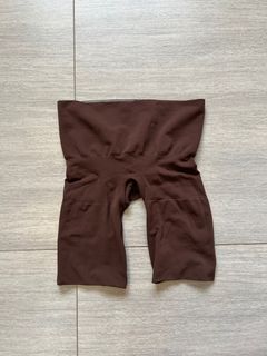 （分類：）位於 。 由 beeeeeeju 提交（商品編號 1312021748，圖片 1）。簡介： 。