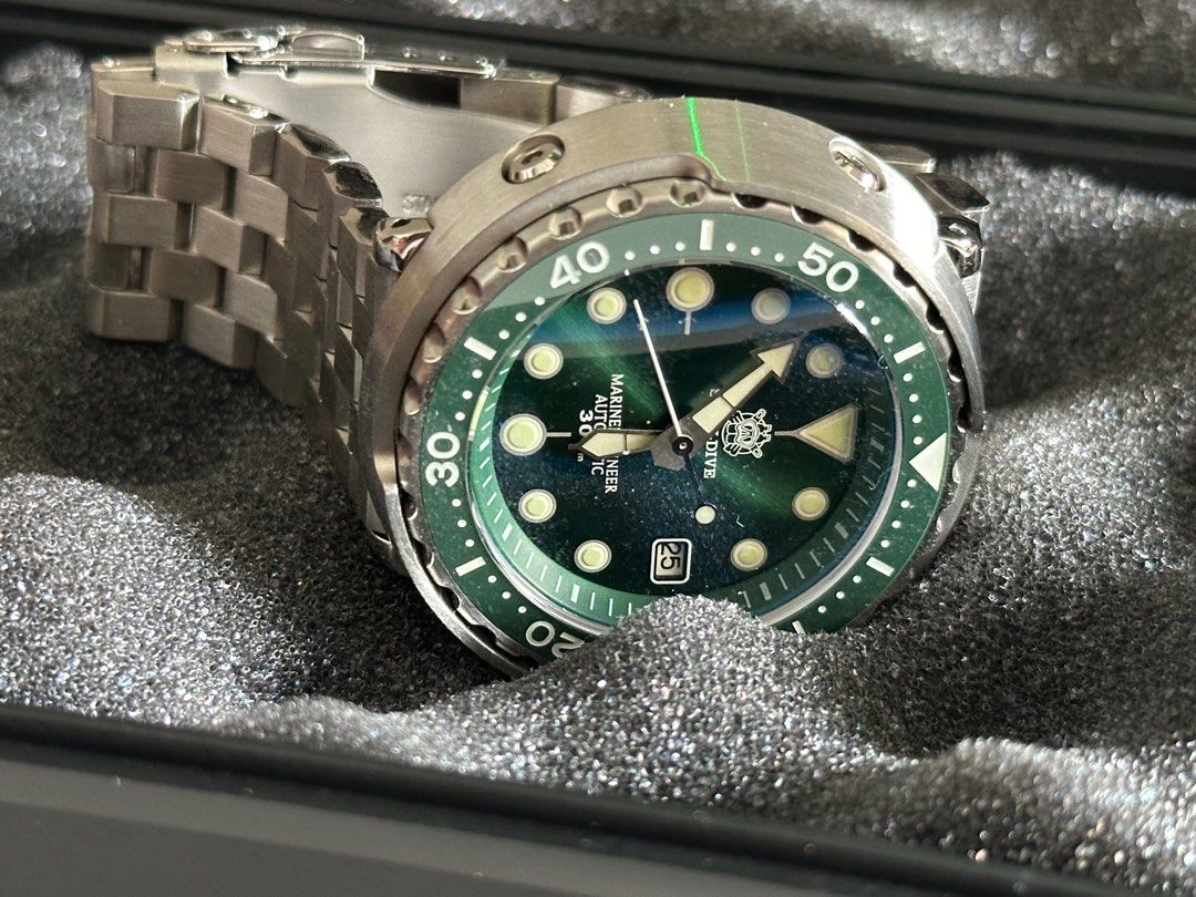 Steeldive SD1975 Tuna Diver Watch Men s Fashion Watches Accessories Watches on Carousell