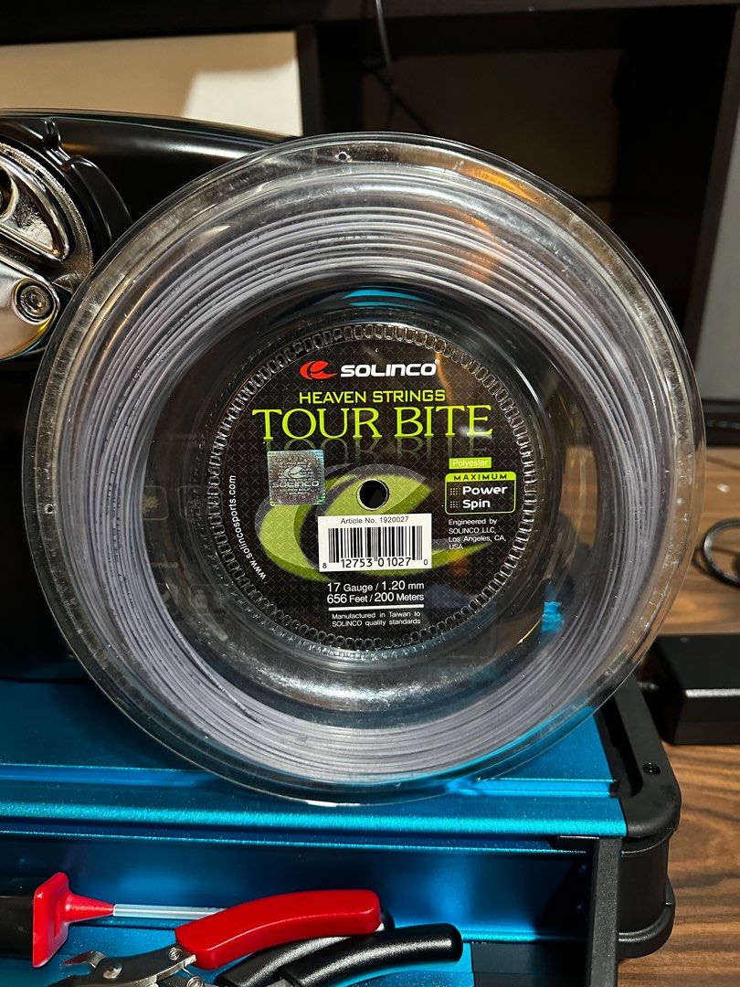 Certified Pro Master Tennis Stringing Service (Central and North) (Category: Racket & Ball Sports) located in Singapore. Submitted by sportcraft (Listing ID 1266904131, Image 5). Description: 🎾 GRSA Certified Pro Master Stringer — Premium Tennis Stringing Service ✅ Serving River Valley, Orchard, Yio Chu Kang, Ang Mo Kio, and Bedok areas. ✅ Various string options and colors available to match your style. ✅ Pickup & drop-off available at multiple 