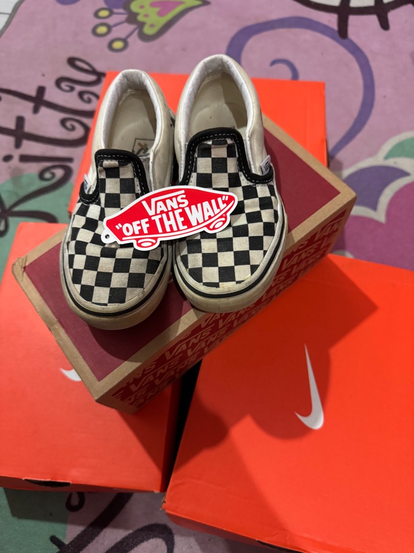 Vans Kids Checkered, Babies & Kids, Babies & Kids Fashion on Carousell