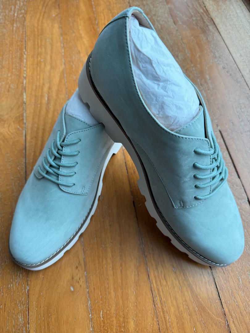 Vionic suede Oxford shoes pastel green 7 7.5 EU38 Women s Fashion Footwear Loafers on Carousell