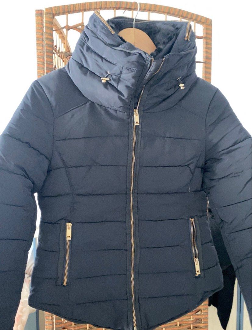 ZARA Basic Dark Navy Puffer Jacket Winter Jacket Women s Fashion Coats Jackets and Outerwear on Carousell