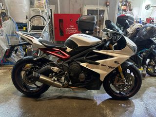 Affordable triumph daytona 675r For Sale Carousell Singapore