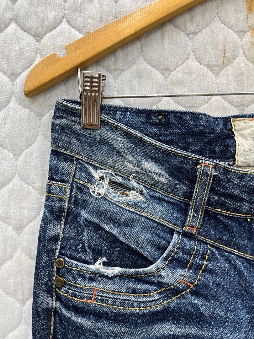 A(43). LOLITA FLARE JEANS, Women's Fashion, Bottoms, Jeans