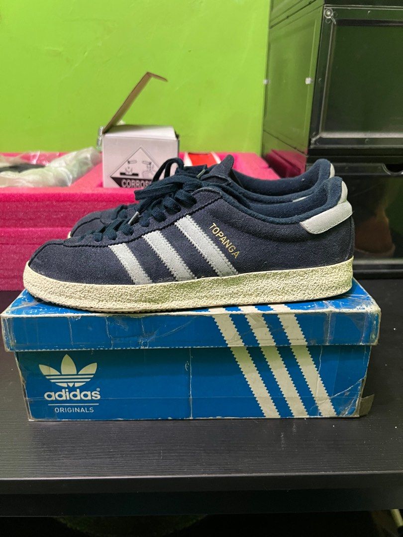 Adidas topanga navy top
