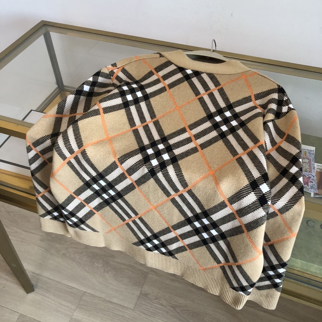 Burberry plaid sweater clearance