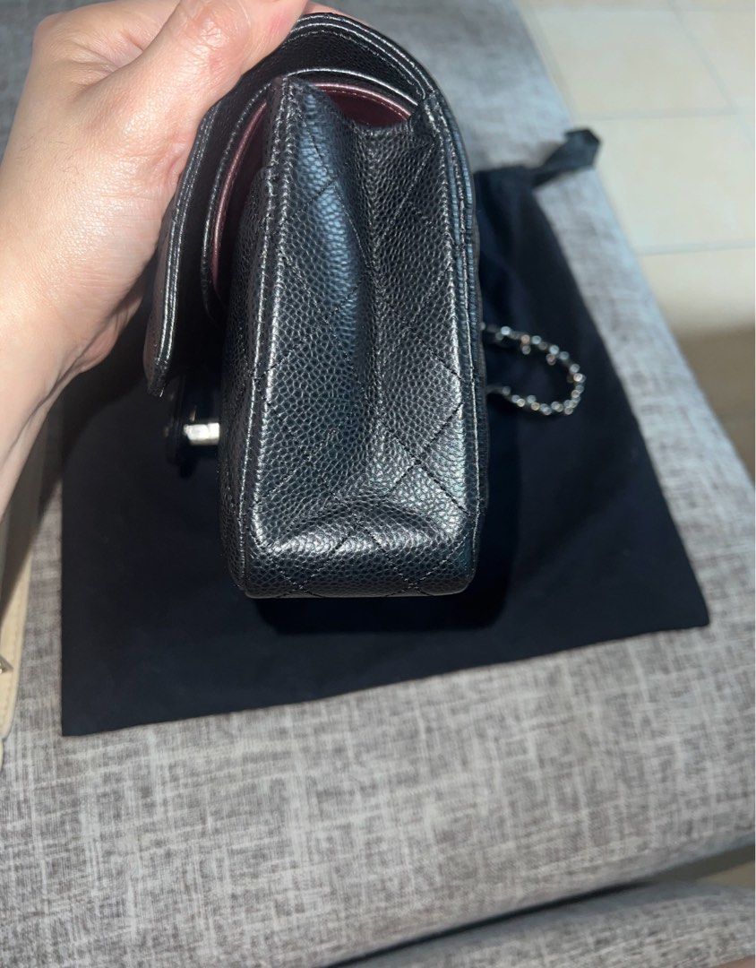Authentic Chanel Medium Double Flap Silver (Category: Luxury Bags & Wallets) located in Pasig City. Submitted by balenciaga.couture (Listing ID 1315436936, Image 2). Description: with dustbag microchip series selling for a friend guaranteed authentic.