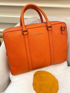(Category: ) located in . Submitted by luxshare_preloved_ (Listing ID 1315386140, Image 1). Description: .