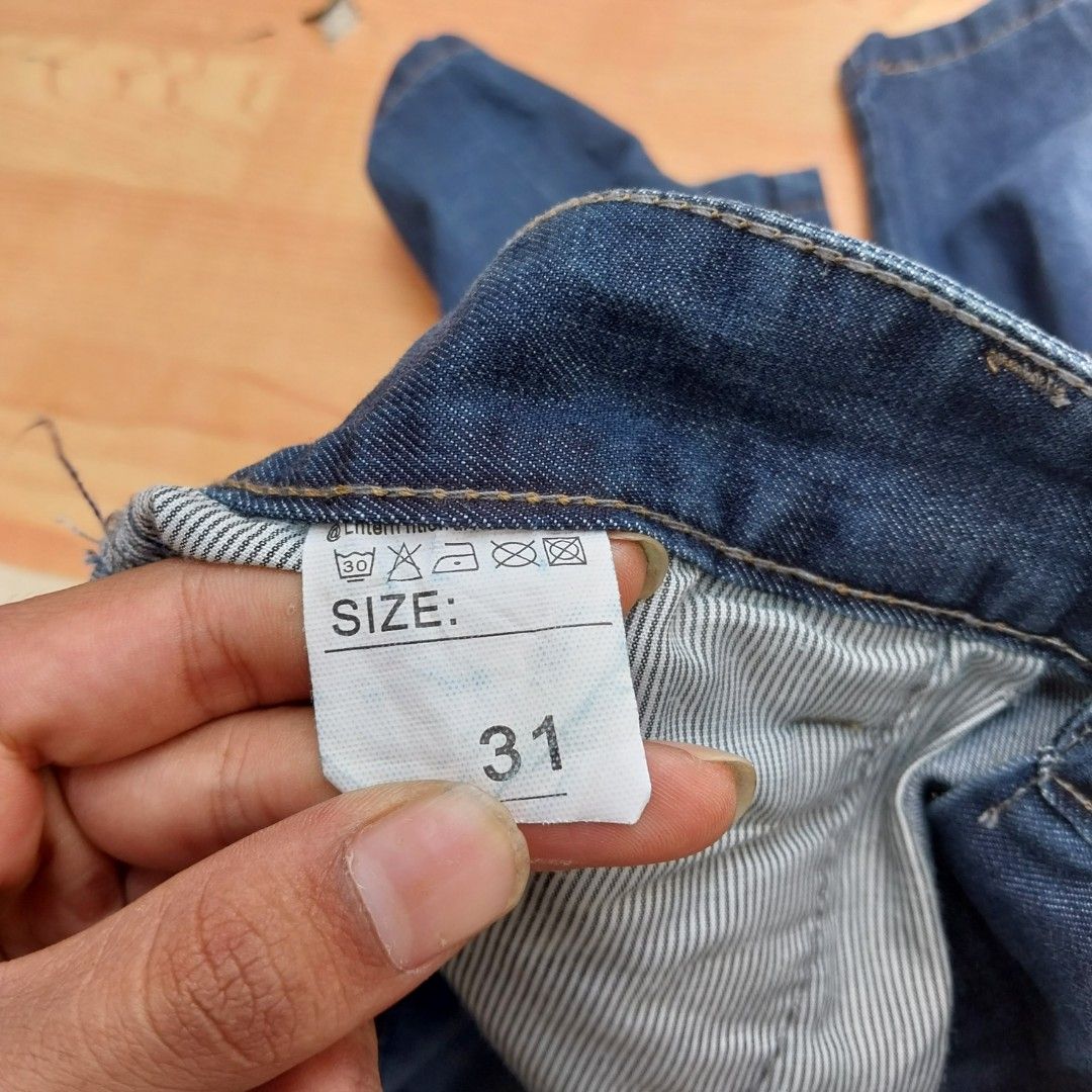 Celana pendek jeans denin classic fashion bekas second branded preloved