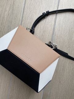 （分類：）位於 。 由 ___lenalayla___ 提交（商品編號 1315345084，圖片 1）。簡介： 。