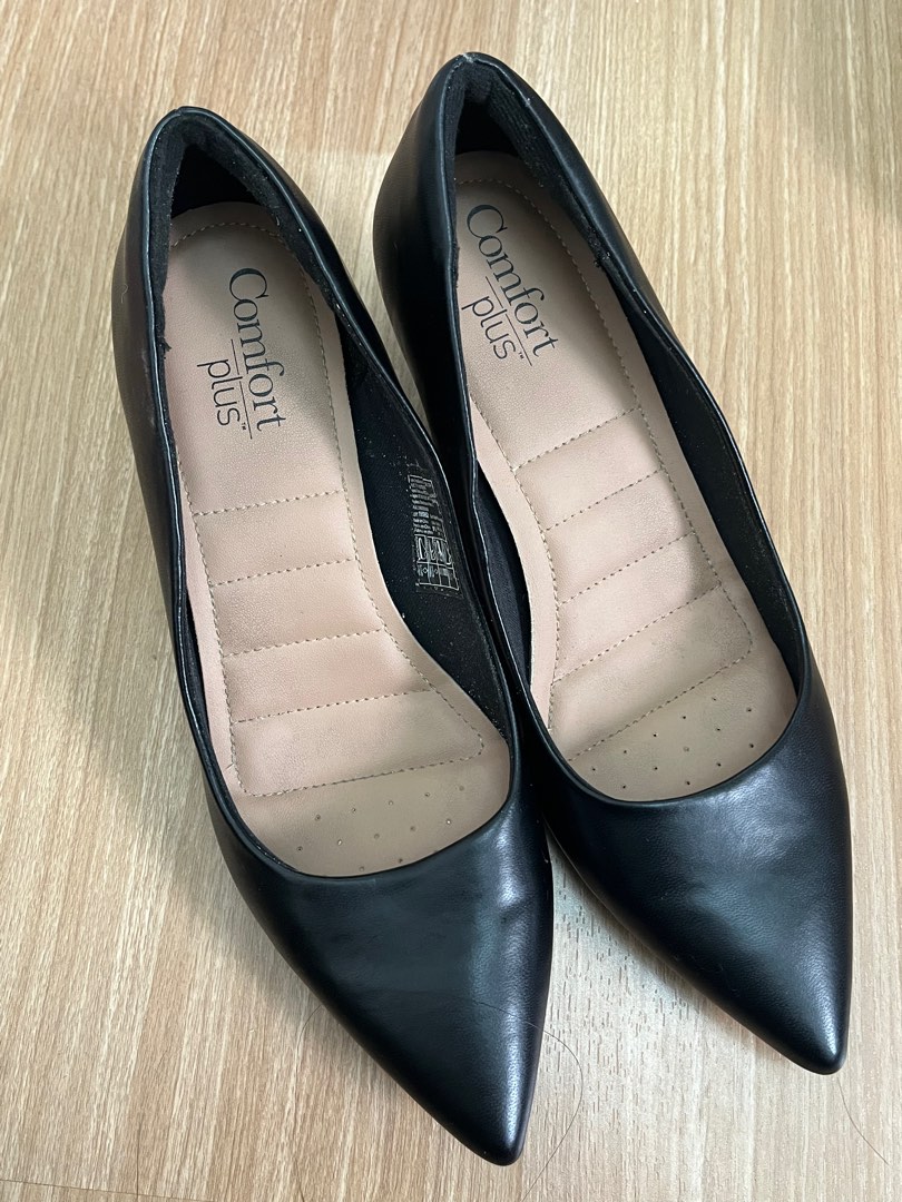 Comfort plus black heels hotsell