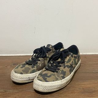 (Category: ) located in . Submitted by 4nipcloset (Listing ID 1315476750, Image 1). Description: .
