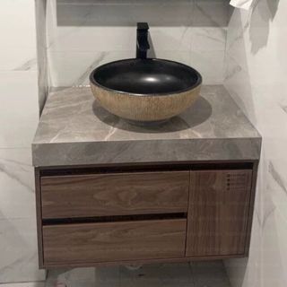 (Category: ) located in . Submitted by kitchen_bathroom_wholesale (Listing ID 1315458801, Image 1). Description: .