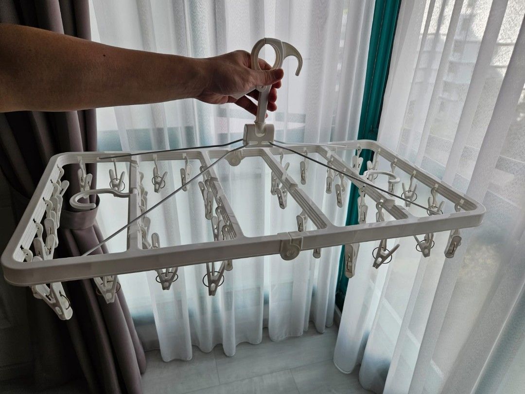 Daiso Laundry hanger 42 Pegs