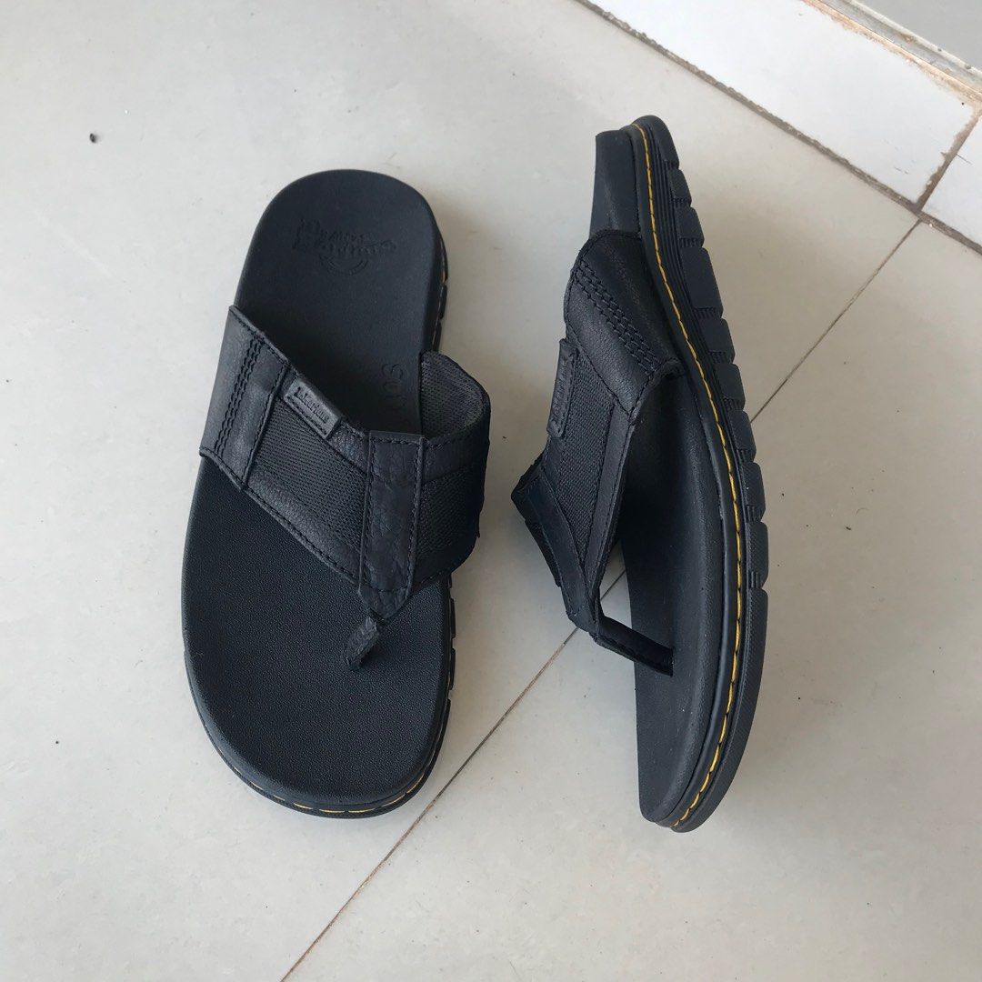 Dr.Martens Athens Thong Fesyen Pria Sepatu Sandal di Carousell
