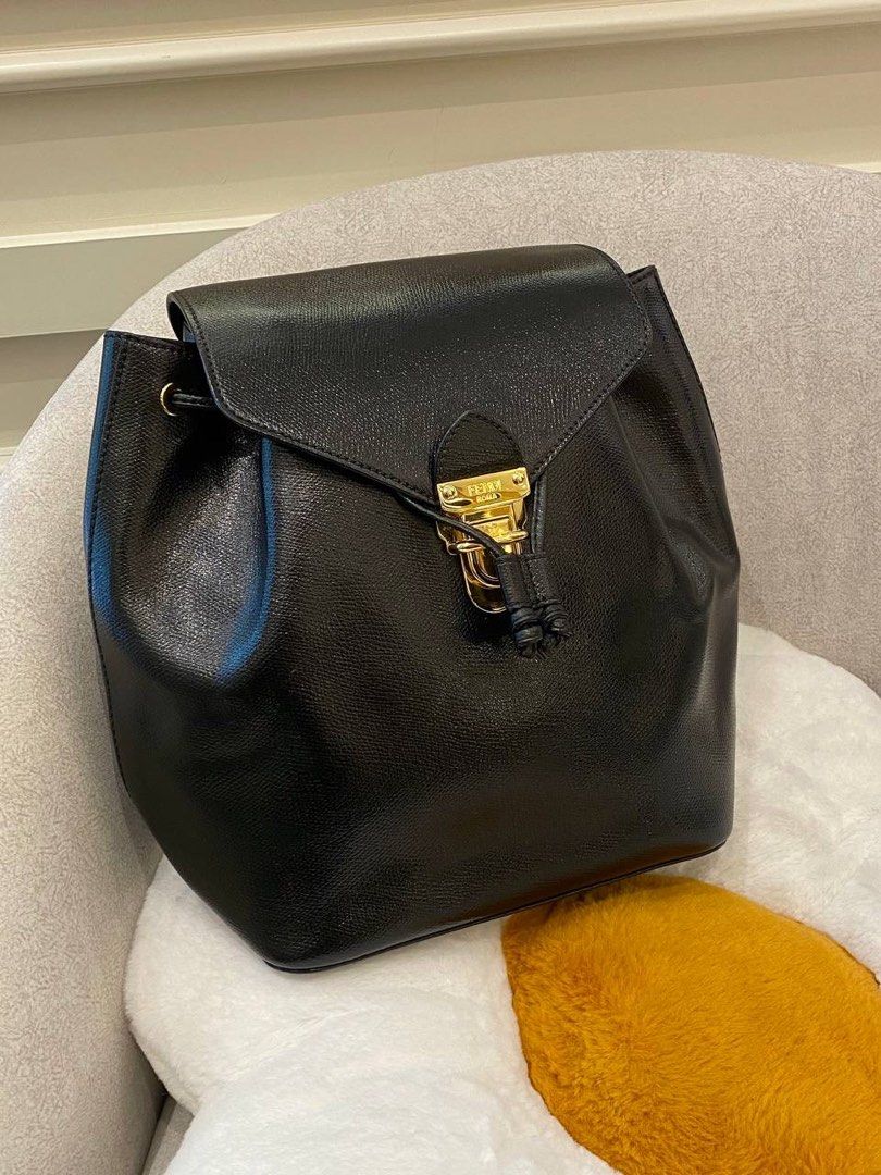 FENDI VITELLO CRUISE F IS FENDI DRAWSTRING MEDIUM BLACK BACKPACK