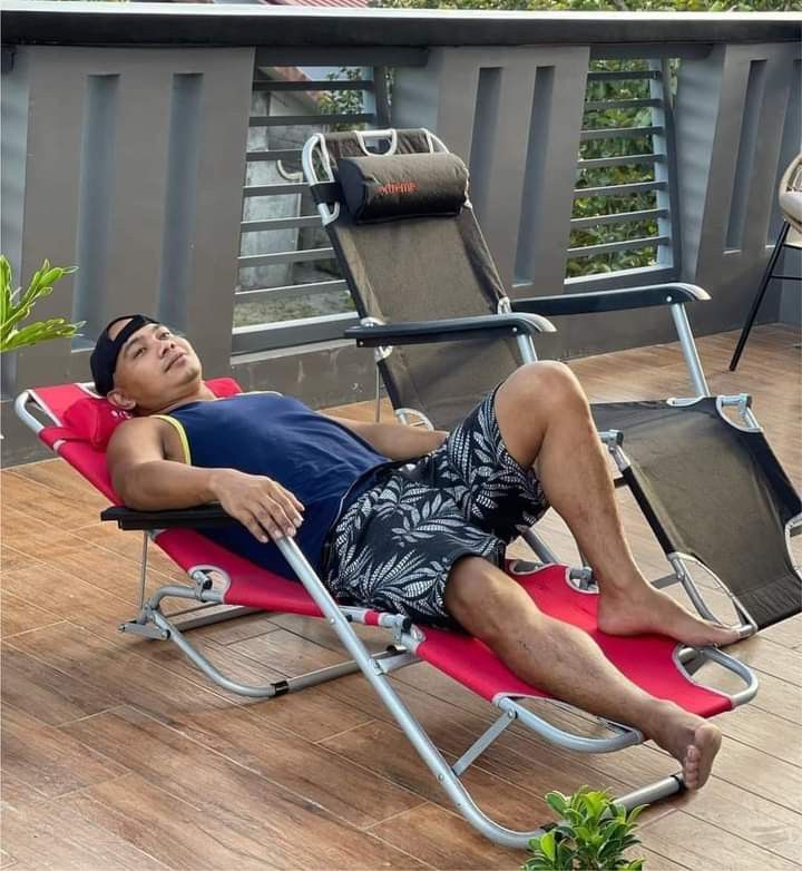 Folding Chair/Bed (Category: Bed Frames & Mattresses) located in Manila. Submitted by bambooreye87652 (Listing ID 1311333460, Image 2). Description: Folding bed Direct bodega Same day deliver VIA Lalamove MOP: COD OR GCASH.