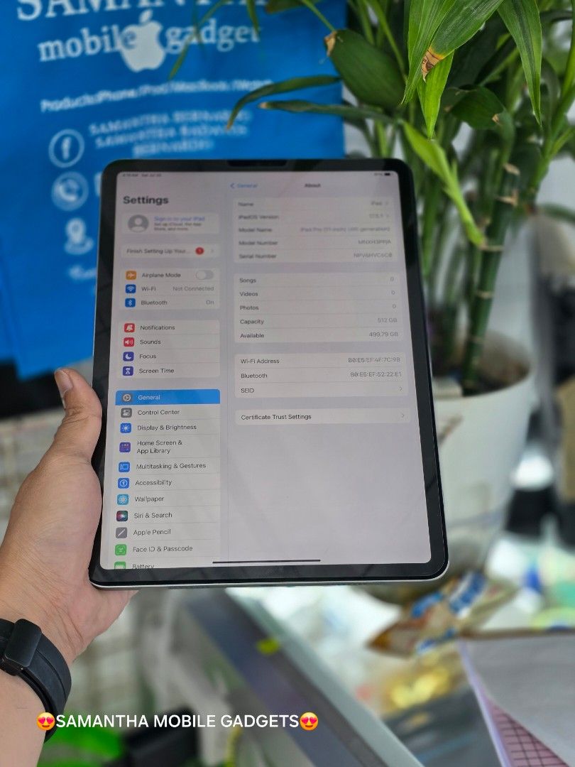 Ipad Pro M2 11Inches 512gb Wifi Only (Category: iPad) located in Manila. Submitted by lenweltong05295 (Listing ID 1315455991, Image 3). Description: Ipad Pro M2 11Inches 512gb Wifi Only Secondhand Charger Included Onhand Stock.