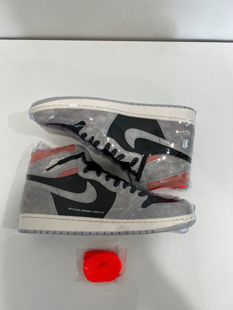 air jordan 1 retro high og neutral grey hyper crimson