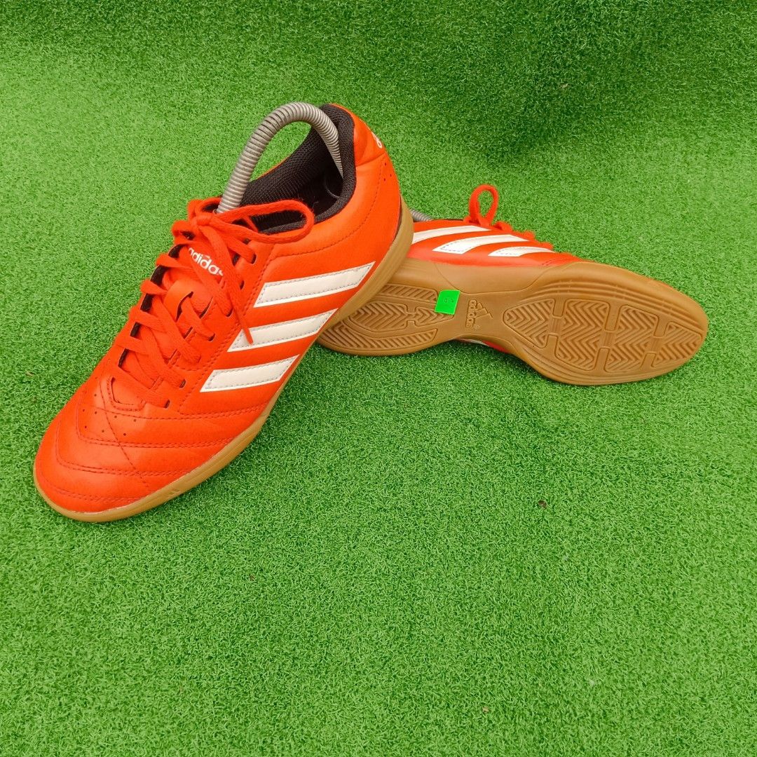 Kasut futsal adidas discount