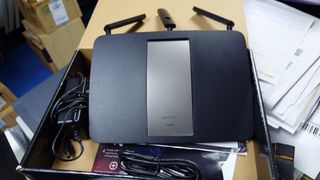 Linksys EA690063004256952065110