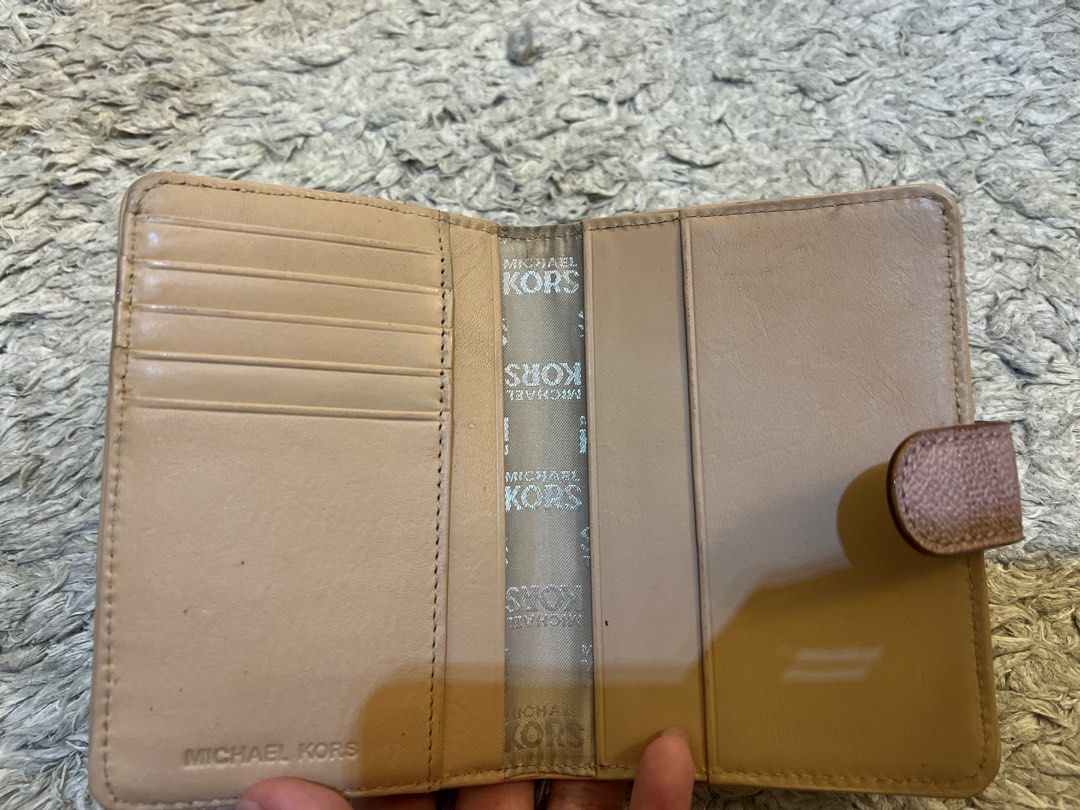 Michael Kors passport holder Carousell