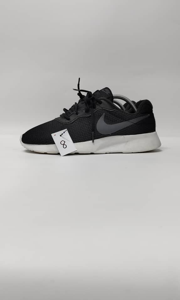 Adidas cloudfoam vs nike tanjun clearance