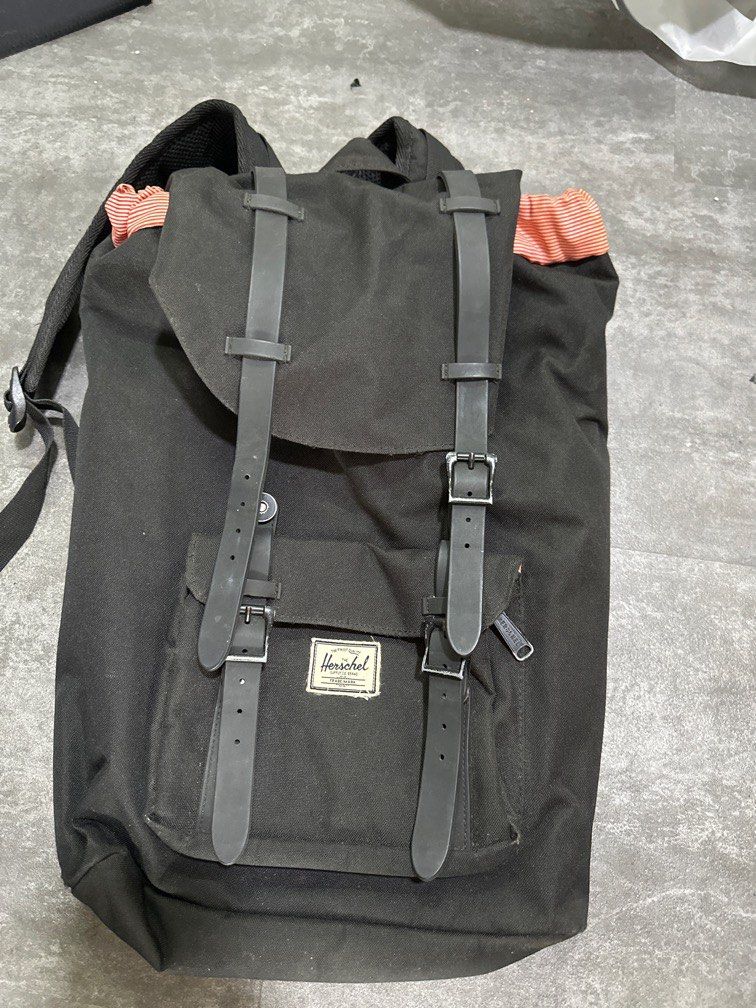 Original herschel backpack 2025