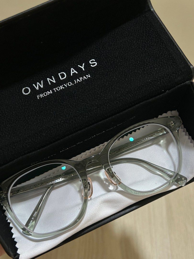 Owndays Graph Belle Glasses, Women's Fashion, Watches