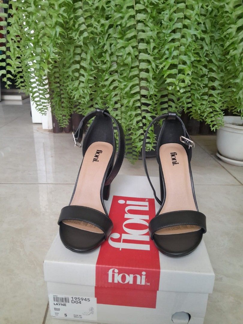 サンダル・ミュール Dolce & Gabbana Raffia braid slides Dolce & Gabbana Slides for Women | NET-A-PORTER